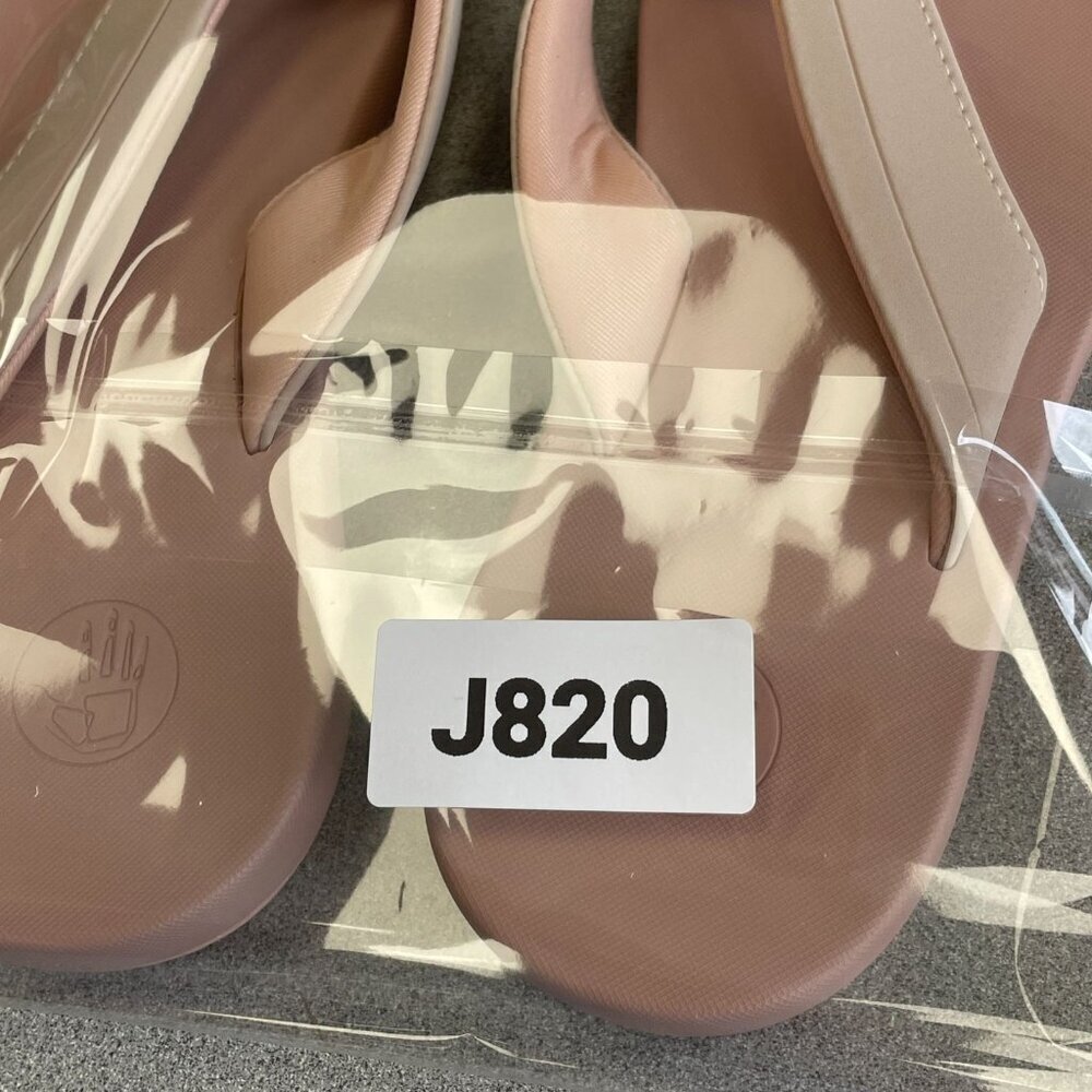 NWOB Body Glove Women's US 6 Pink & Beige Flip Flops Sandals - Picture 5 of 5